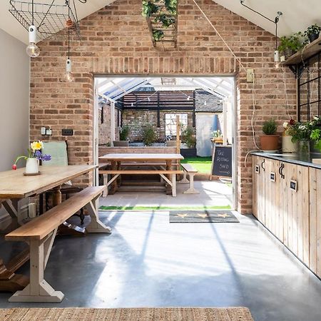 The Walled Garden At Cheshire Boutique Bathhouse Nantwich Eksteriør billede