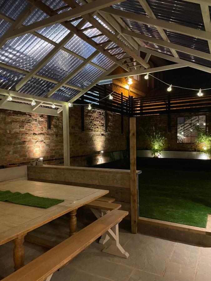 The Walled Garden At Cheshire Boutique Bathhouse Nantwich Eksteriør billede