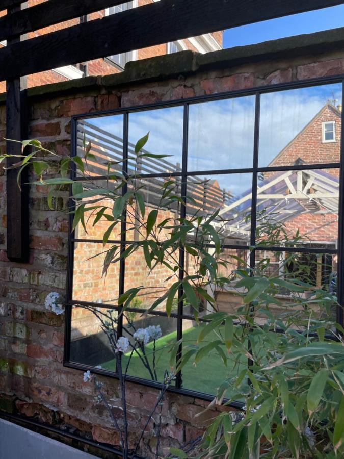 The Walled Garden At Cheshire Boutique Bathhouse Nantwich Eksteriør billede