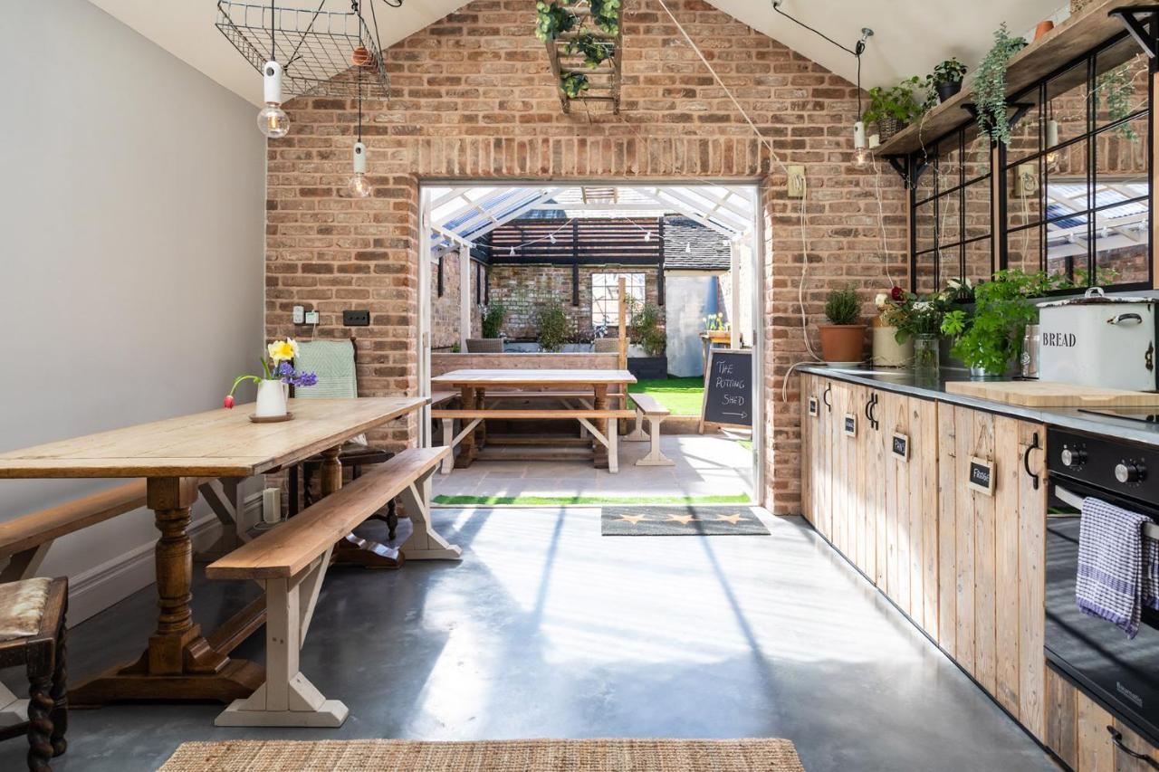 The Walled Garden At Cheshire Boutique Bathhouse Nantwich Eksteriør billede